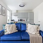 Bnbnova - 1Br - St Paul & The Tube