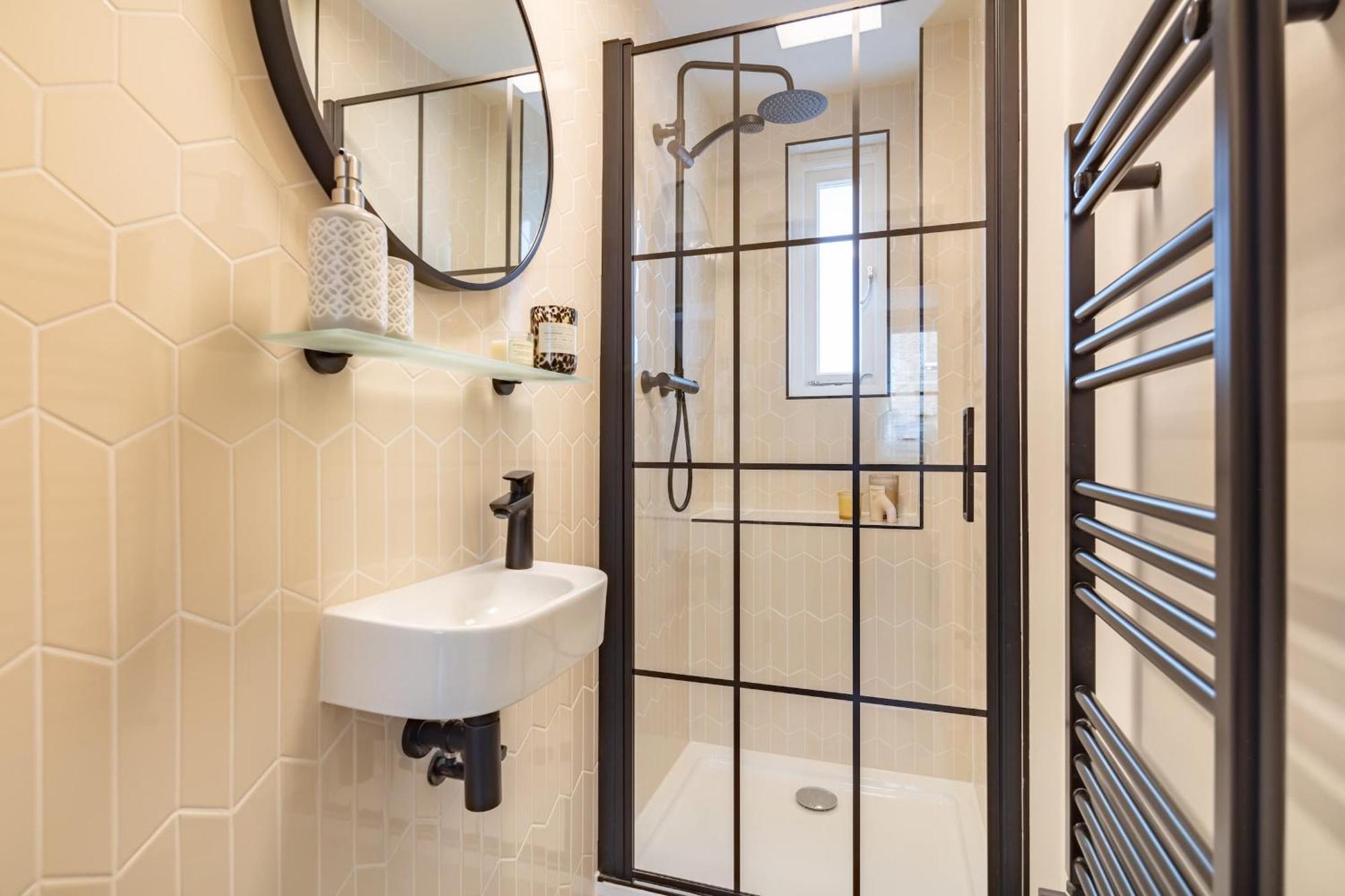 Bnbnova - 1br - St Paul & The Tube * Londen